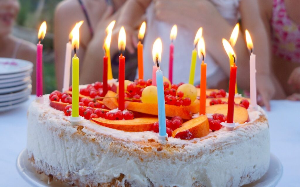 無添加ケーキを使った子供の誕生日パーティーのアイデアは？
