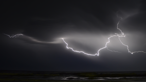 落雷による地震保険の補償はされるか？